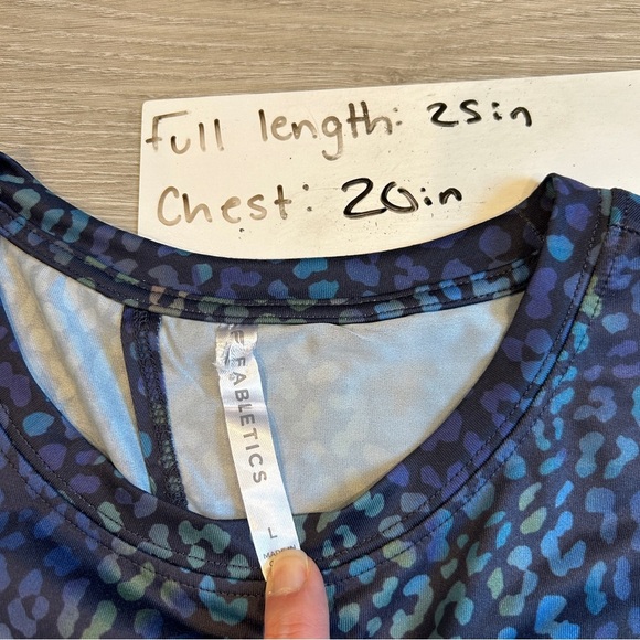 Fabletics Women’s Blue Heatmap Leopard Dry-Flex Open Back Tank - Large - Picture 6 of 6
